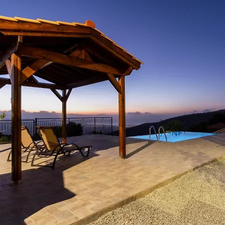 Magnificent Holiday With Pool And Stunning Sunset Views All Yours *