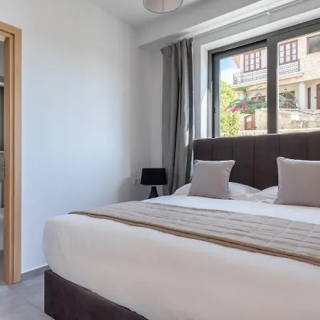 Magnificent Holiday With Pool And Stunning Sunset Views All Yours Вилла Peristerona (Paphos)